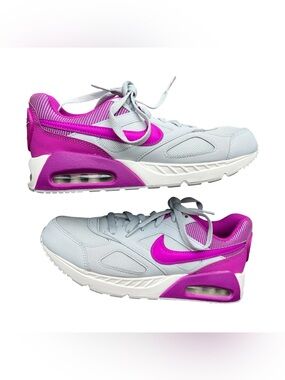 Nike AirMax Bright Violet & Silver Gray 6Y
